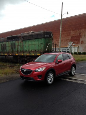 CX-5 vs train